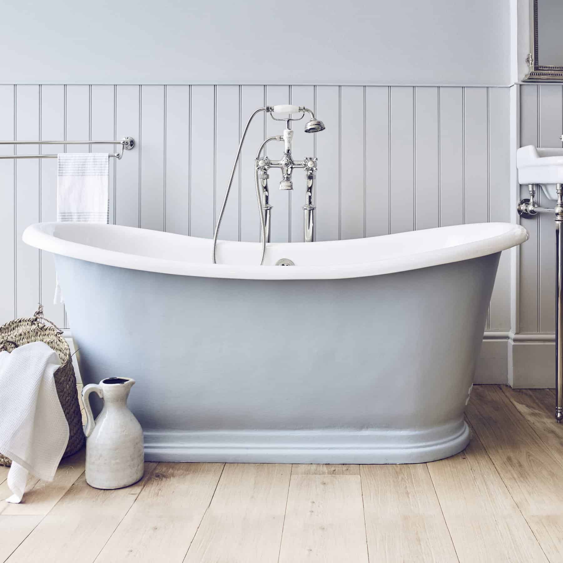Hurlingham Byron Freestanding Cast Iron Bath, Roll Top Painted Slipper –  Indulgent Bathing