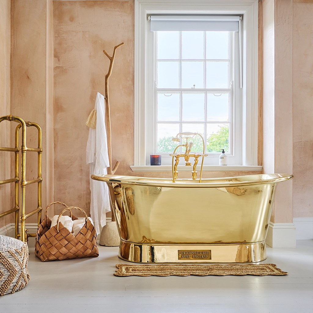 Freestanding Brass Bath Traditional roll top with bath filler on standpipes