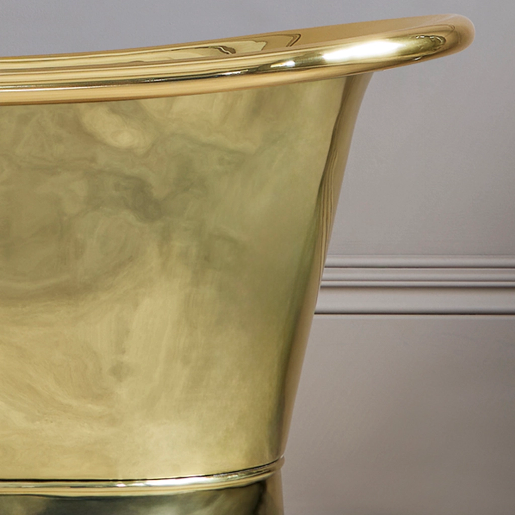 Freestanding Brass Bath Traditional roll top with bath filler on standpipes