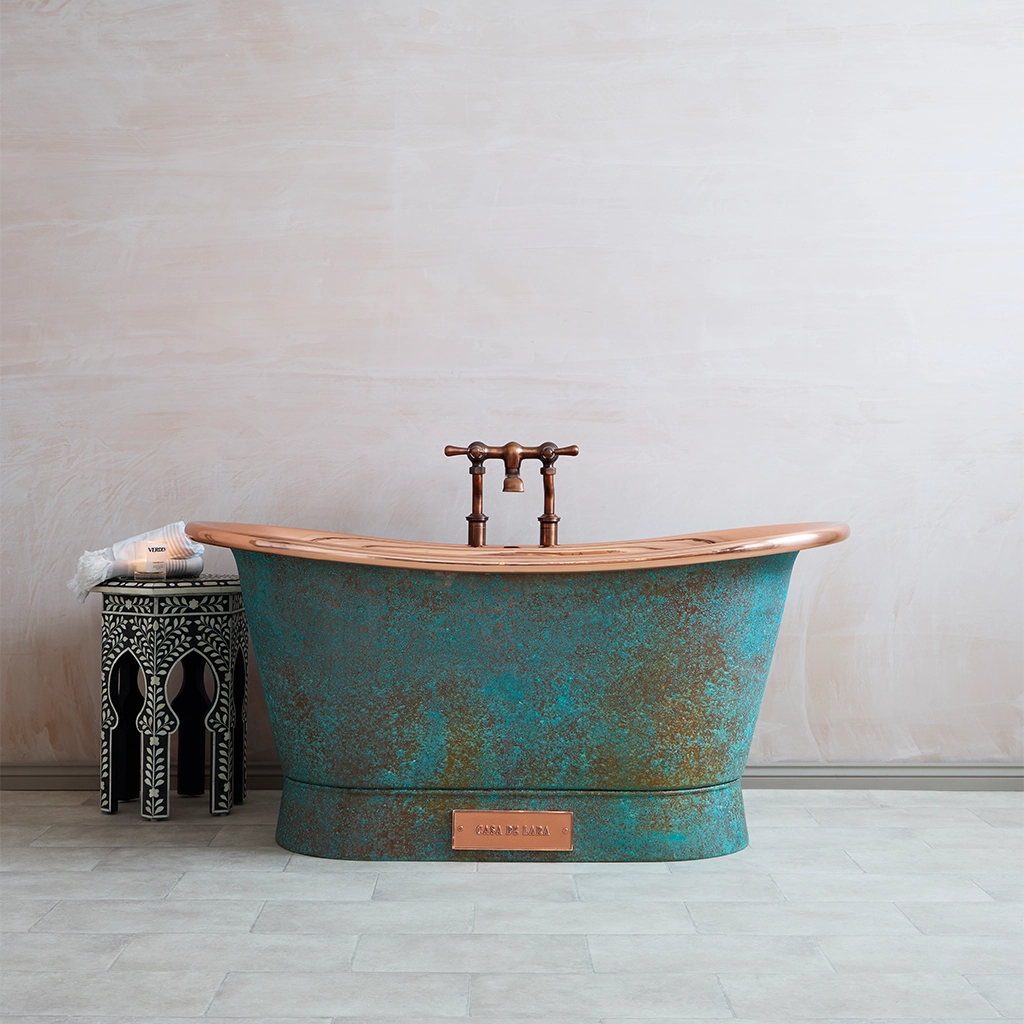The Verdigris Bateau