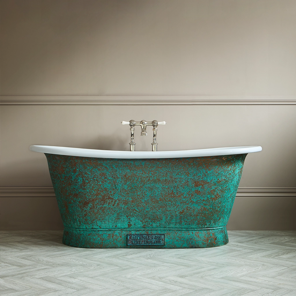 Freestanding Traditional Verdigris Copper Bath