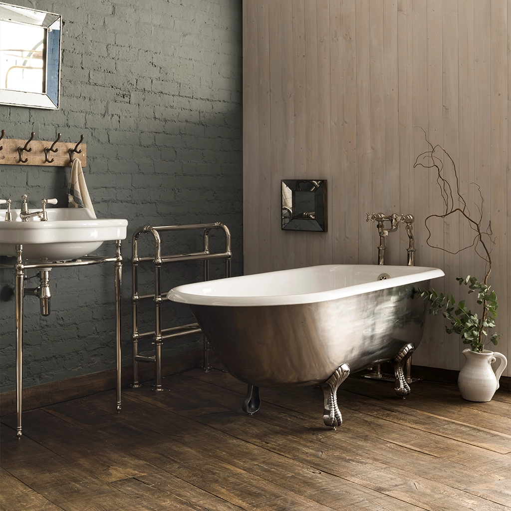 Traditional Roll top bath on feet freestanding with taps