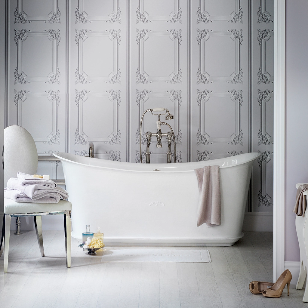 Freestanding Traditional Cast Iron Bathtub with bath filler on standpipes