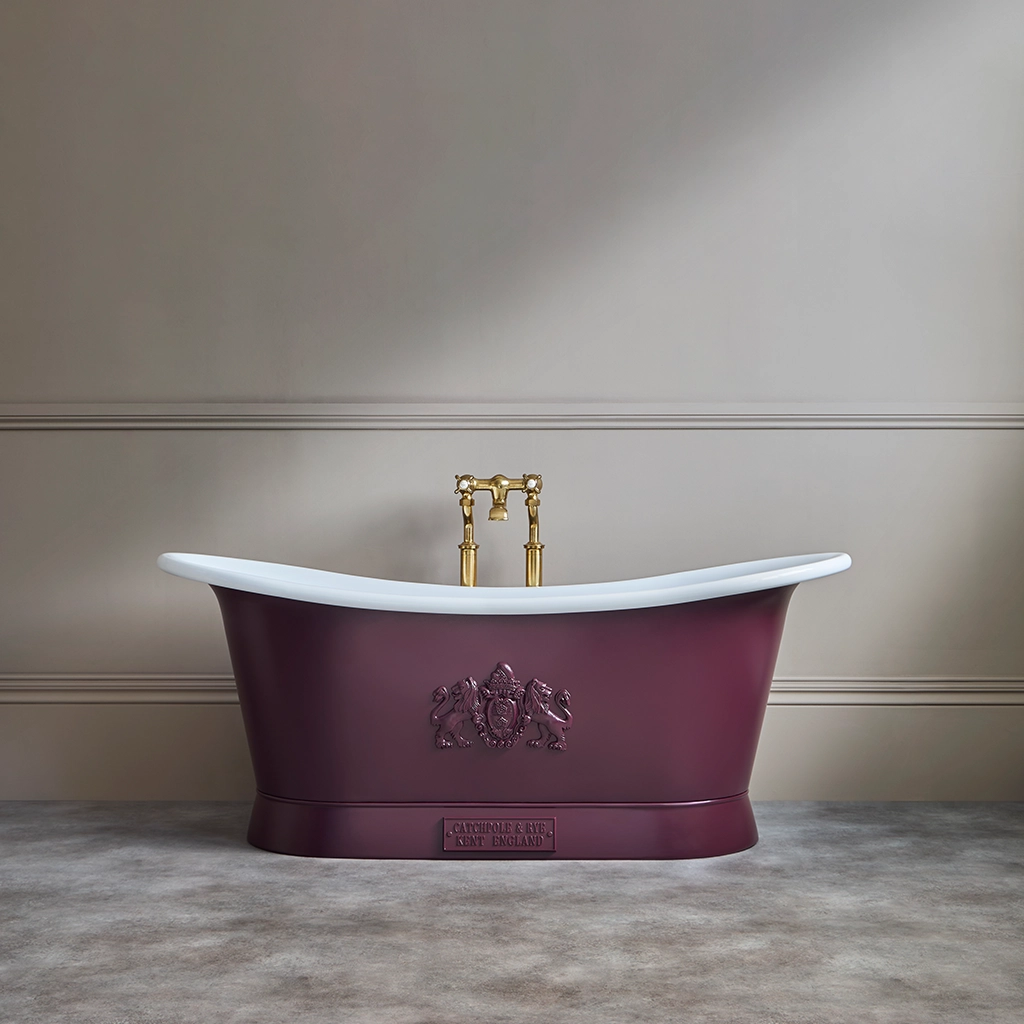 Freestanding Traditional Painted Bath