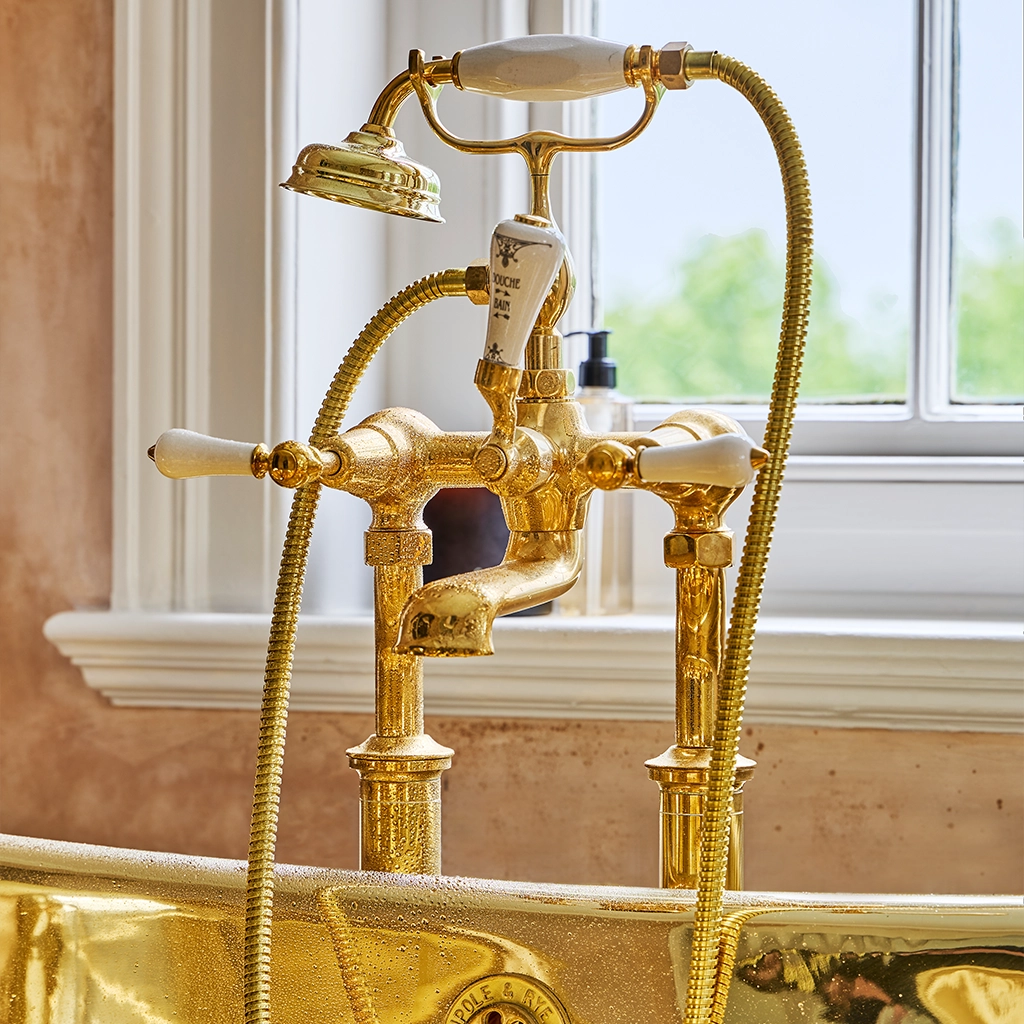 The Bathtub Shower Mixer on Standpipes
