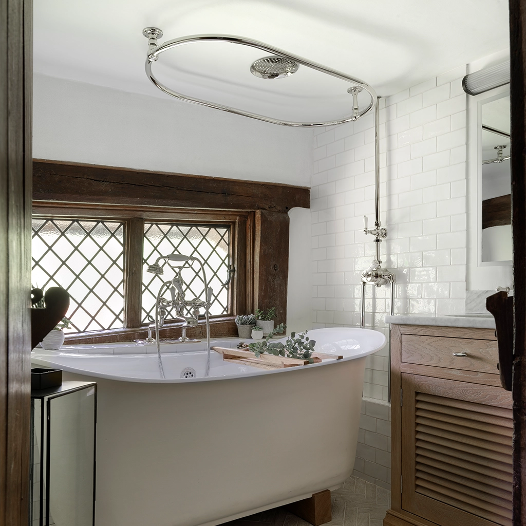 thermostatic exposed shower and thermostatic concealed shower available in a number of brassware finishes