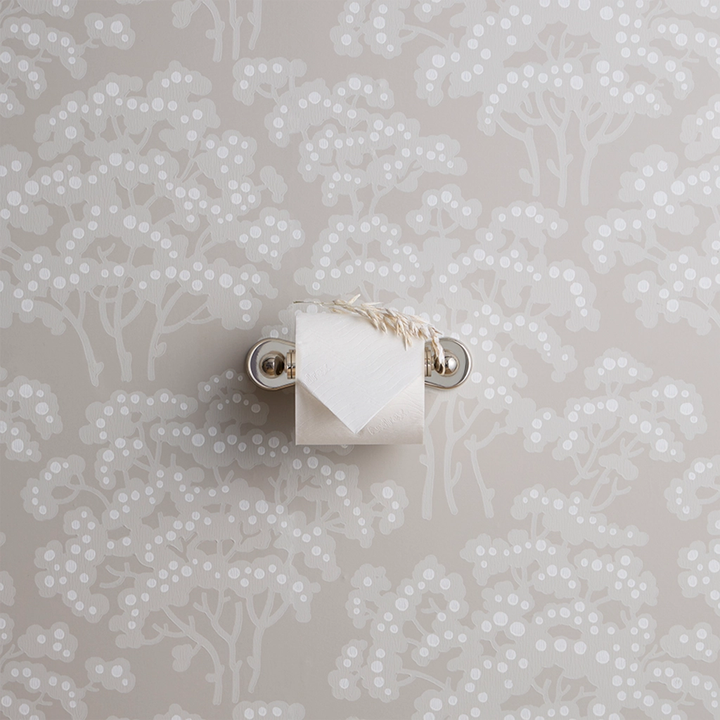 Decadent and high in quality, these handcrafted accessories will provide the finishing touches on an already luxurious bathroom.
