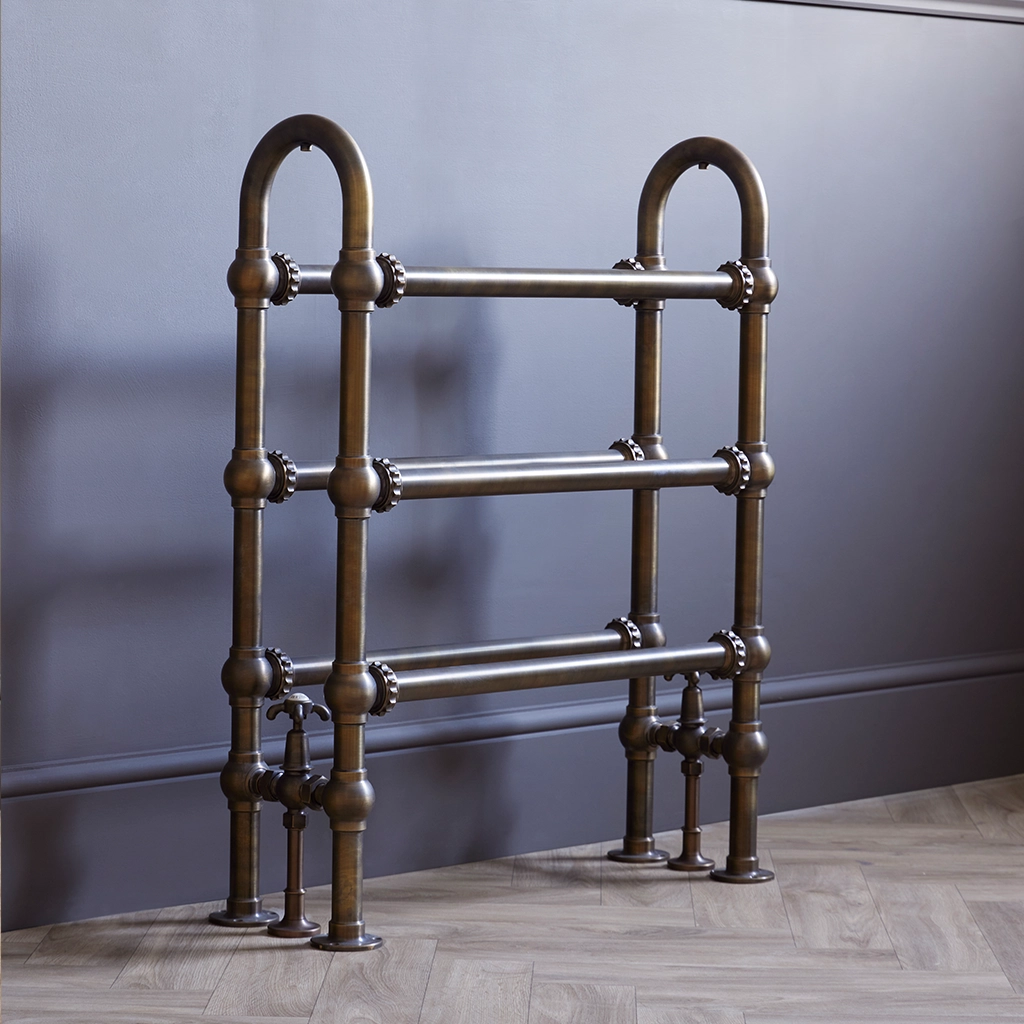 With their perfect curves and symmetrical bars, The Mercantile Arched Towel Rails are truly unforgettable designs.