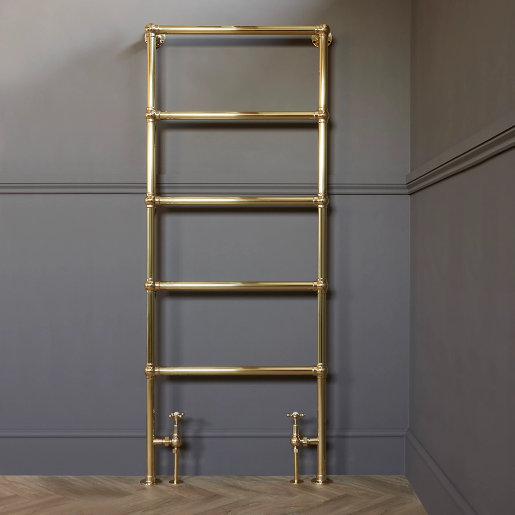 A classic shape, made from the highest quality brass. The Original Ladder heated towel rail denotes simplicity and class with its timeless, symmetrical structure and chic finish.