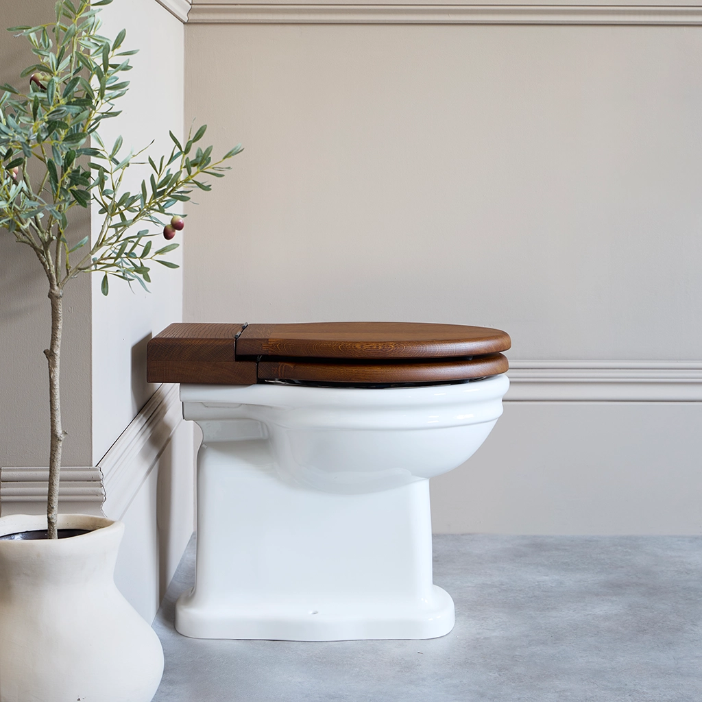 Explore our stunning range of lavatories & bidets at Catchpole & Rye. From elegant styles to luxurious finishes, our lavatories & bidets enhance any bathroom.