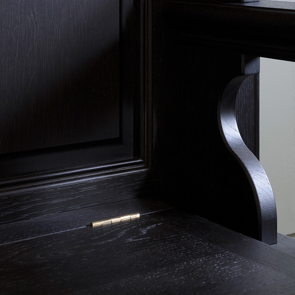Explore our stunning range of lavatories & bidets at Catchpole & Rye. From elegant styles to luxurious finishes, our lavatories & bidets enhance any bathroom.