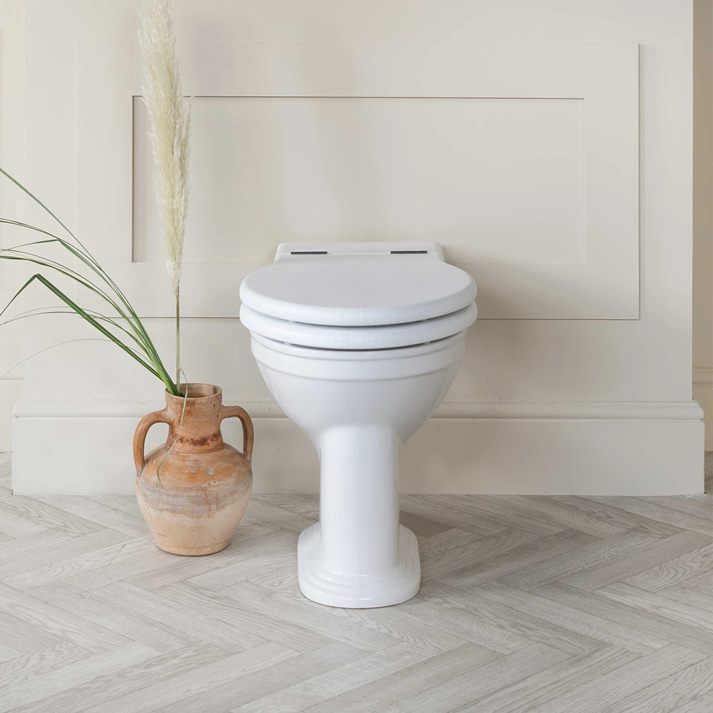 Explore our stunning range of lavatories & bidets at Catchpole & Rye. From elegant styles to luxurious finishes, our lavatories & bidets enhance any bathroom.