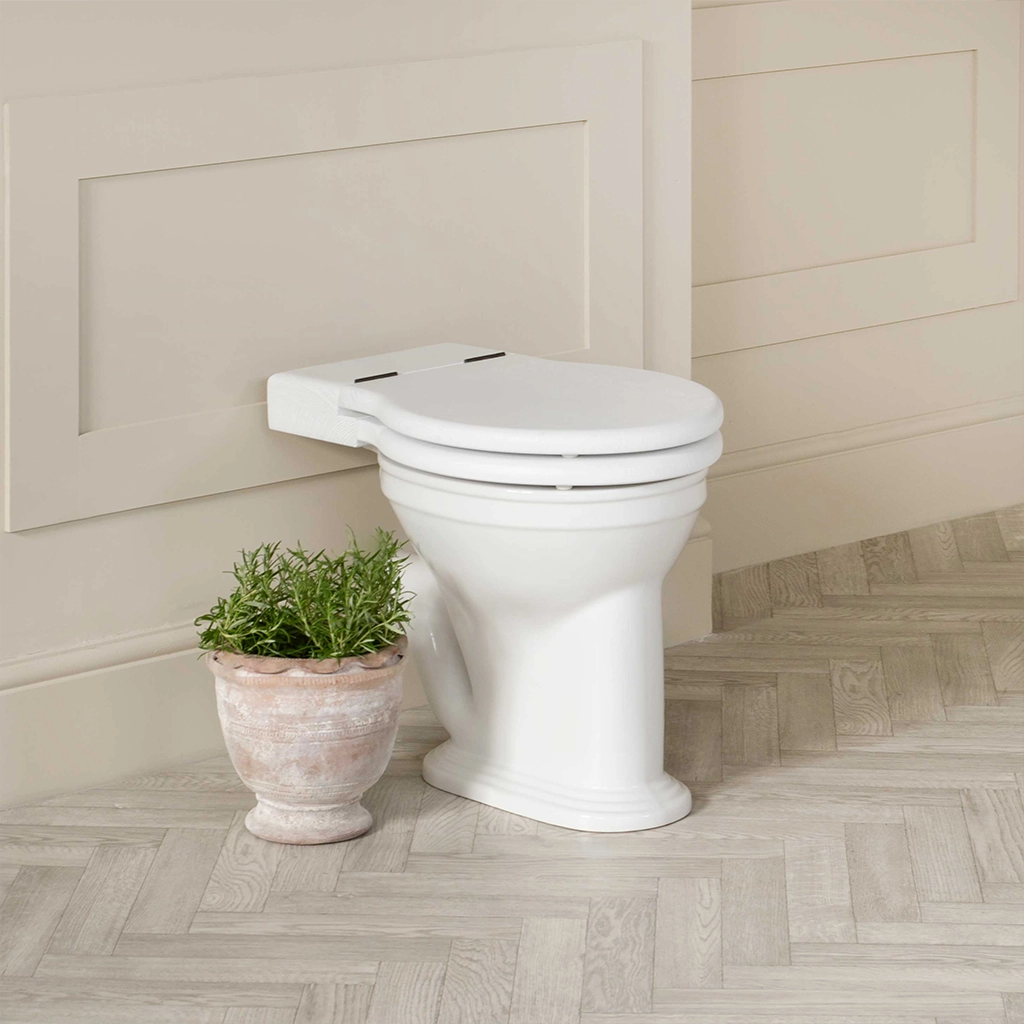 Explore our stunning range of lavatories & bidets at Catchpole & Rye. From elegant styles to luxurious finishes, our lavatories & bidets enhance any bathroom.