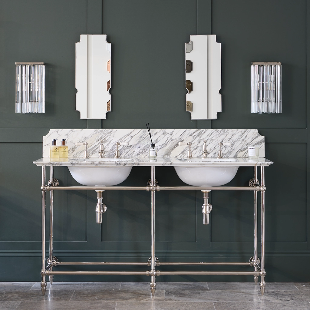 Explore our stunning collection of basins and vanity units. Crafted with elegance & functionality in mind, our basins are perfect for elevating any bathroom.