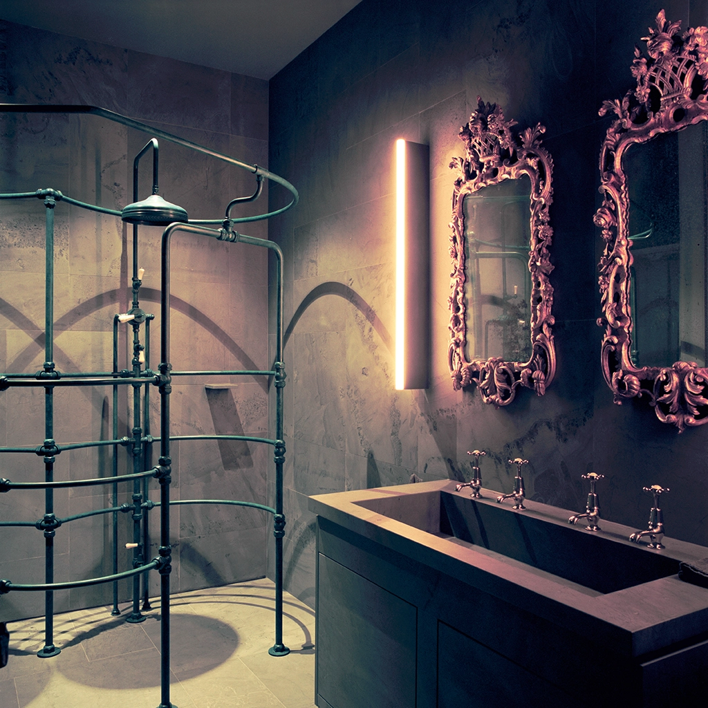 Discover luxury bathrooms fittings at Catchpole & Rye. Explore bespoke cast-iron baths, freestanding showers & lavatories. Designed & handcrafted in England.