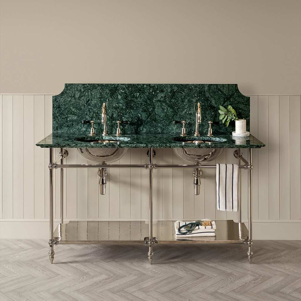 The Pyrford Double with Shelf