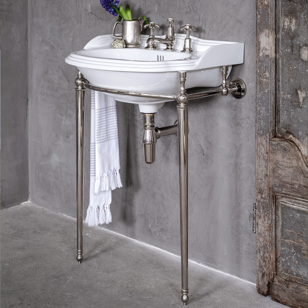 Explore our stunning collection of basins and vanity units. Crafted with elegance & functionality in mind, our basins are perfect for elevating any bathroom.