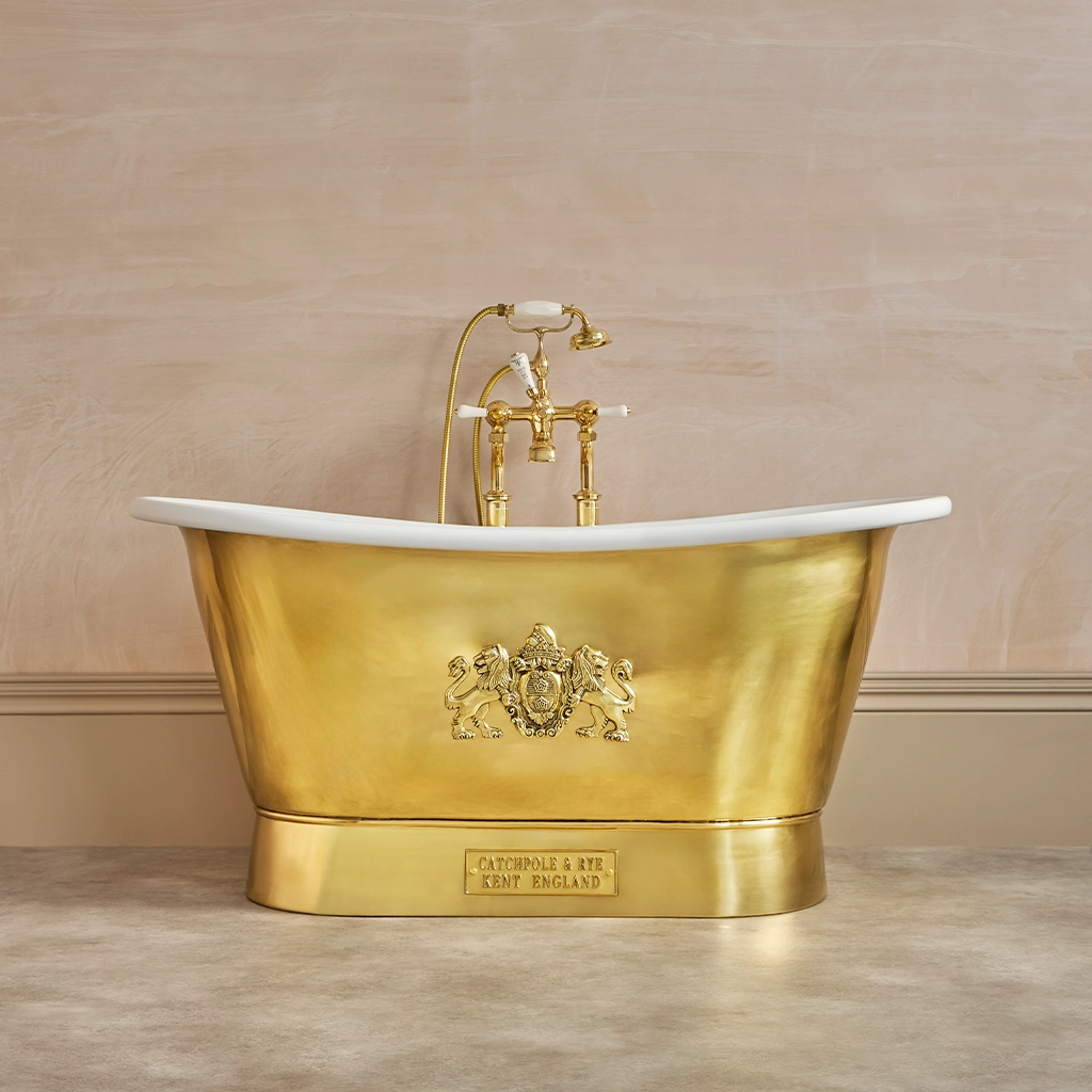 Discover traditional Metal Baths at Catchpole & Rye. Explore our collection of bespoke traditional metal baths, manufactured with precision for luxury bathrooms.