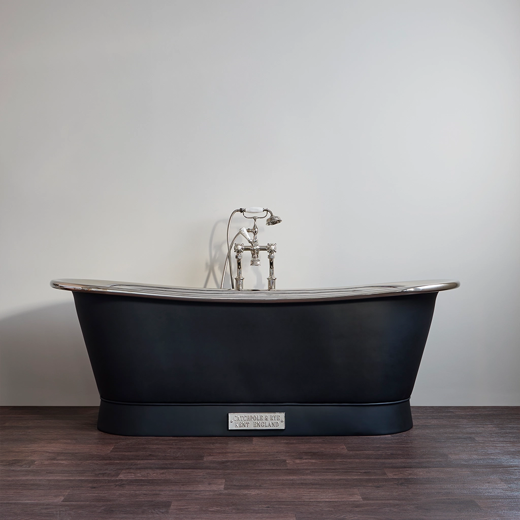 Discover traditional Metal Baths at Catchpole & Rye. Explore our collection of bespoke traditional metal baths, manufactured with precision for luxury bathrooms.