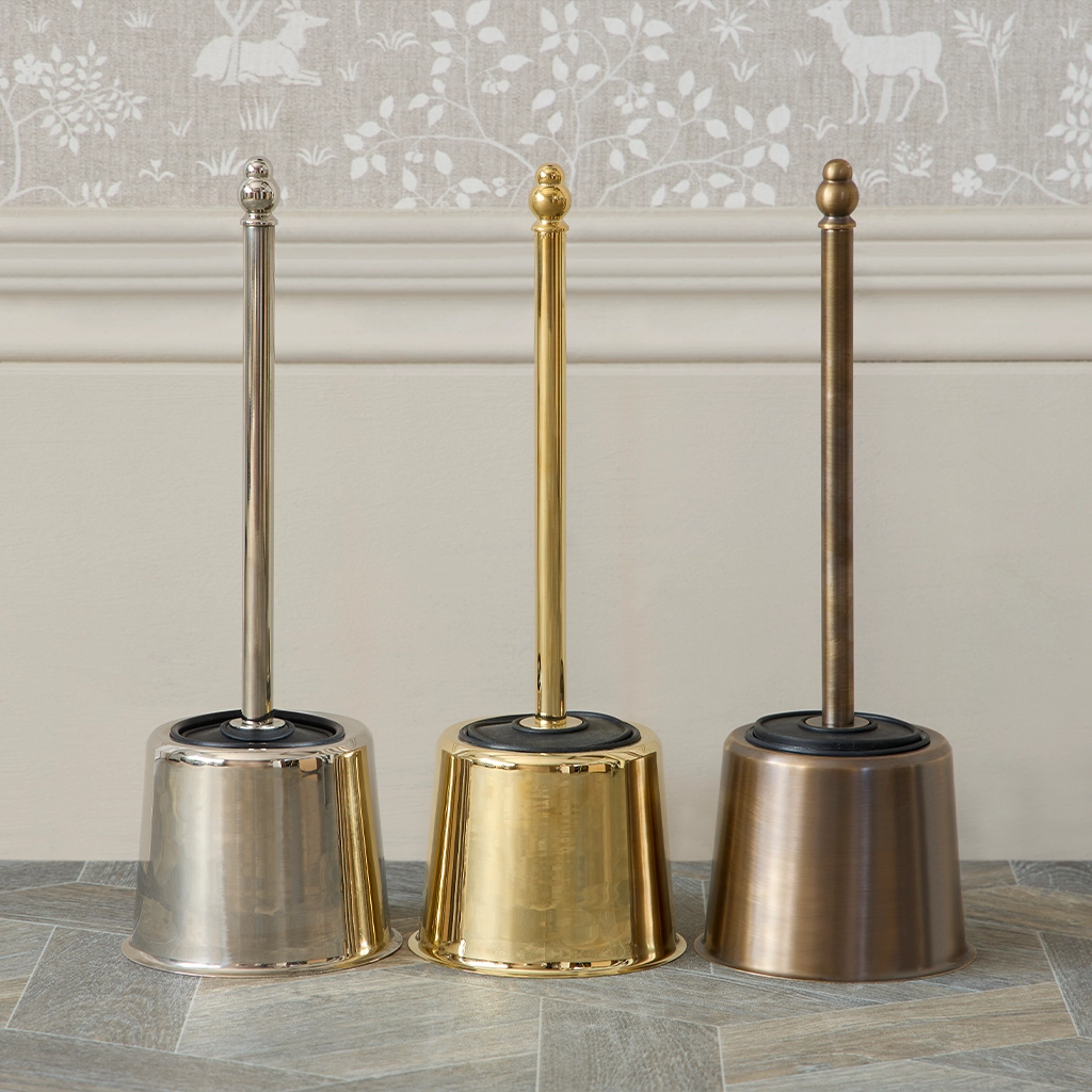 From bath racks to mirrors, explore Catchpole & Rye's collection of luxurious bathroom accessories to add the perfect finishing touch to your dream bathroom.
