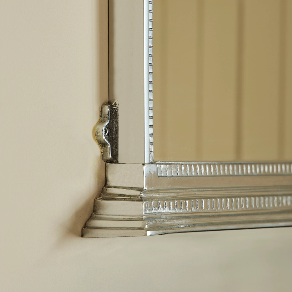 From bath racks to mirrors, explore Catchpole & Rye's collection of luxurious bathroom accessories to add the perfect finishing touch to your dream bathroom.