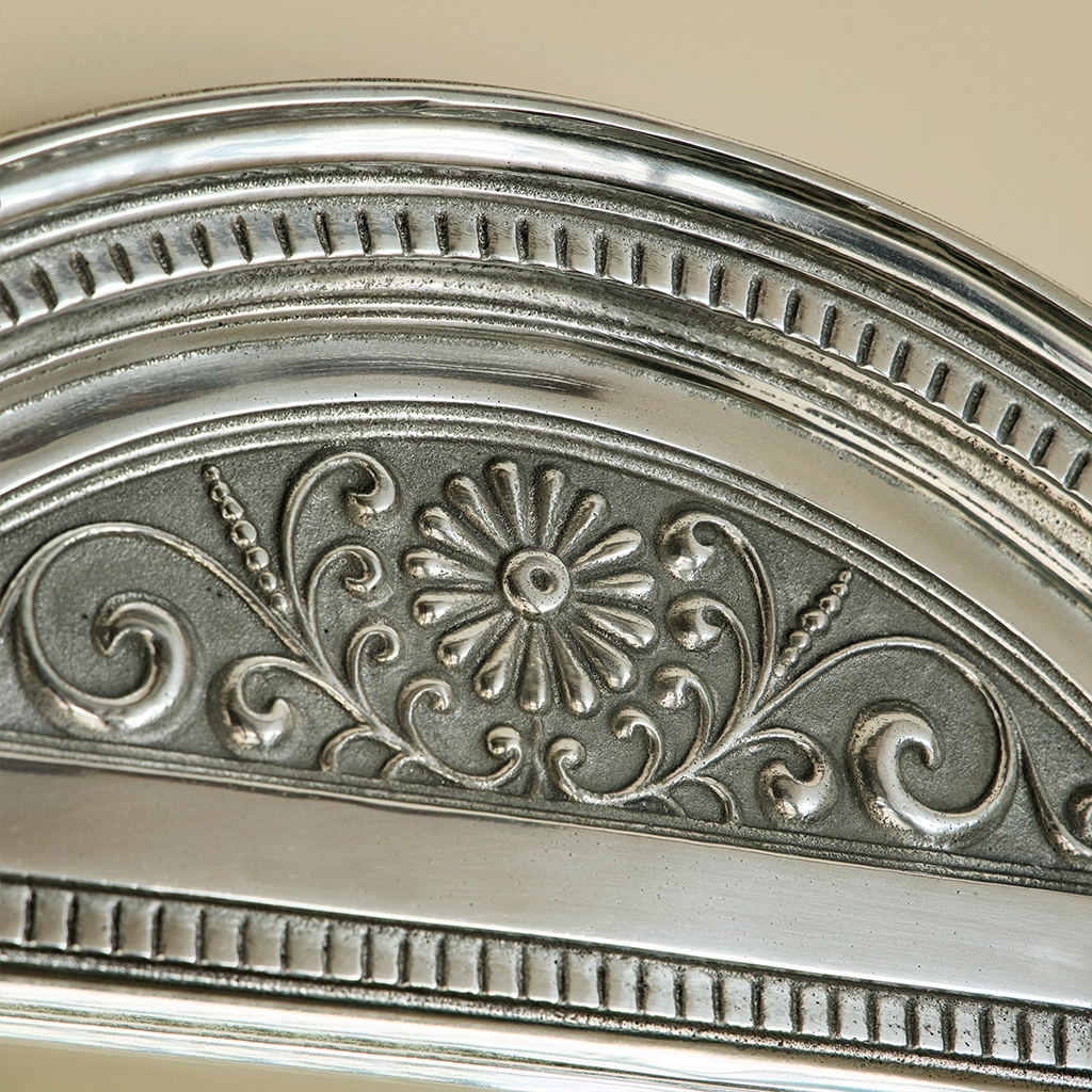 From bath racks to mirrors, explore Catchpole & Rye's collection of luxurious bathroom accessories to add the perfect finishing touch to your dream bathroom.
