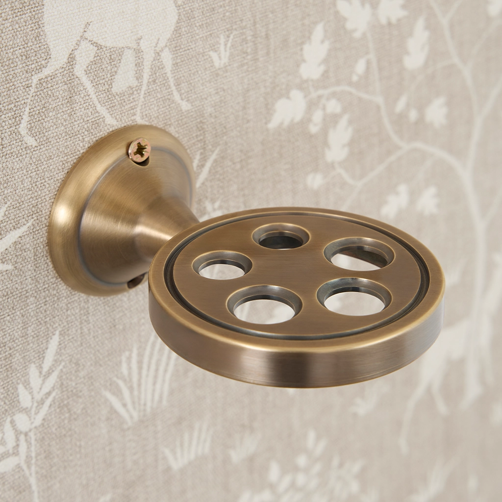 From bath racks to mirrors, explore Catchpole & Rye's collection of luxurious bathroom accessories to add the perfect finishing touch to your dream bathroom.