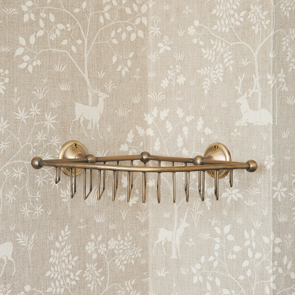 From bath racks to mirrors, explore Catchpole & Rye's collection of luxurious bathroom accessories to add the perfect finishing touch to your dream bathroom.
