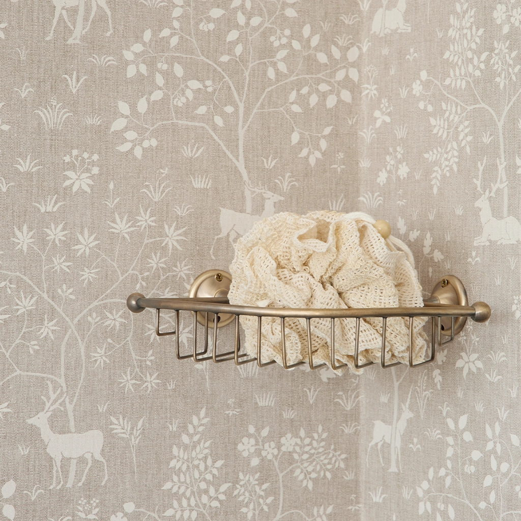 From bath racks to mirrors, explore Catchpole & Rye's collection of luxurious bathroom accessories to add the perfect finishing touch to your dream bathroom.