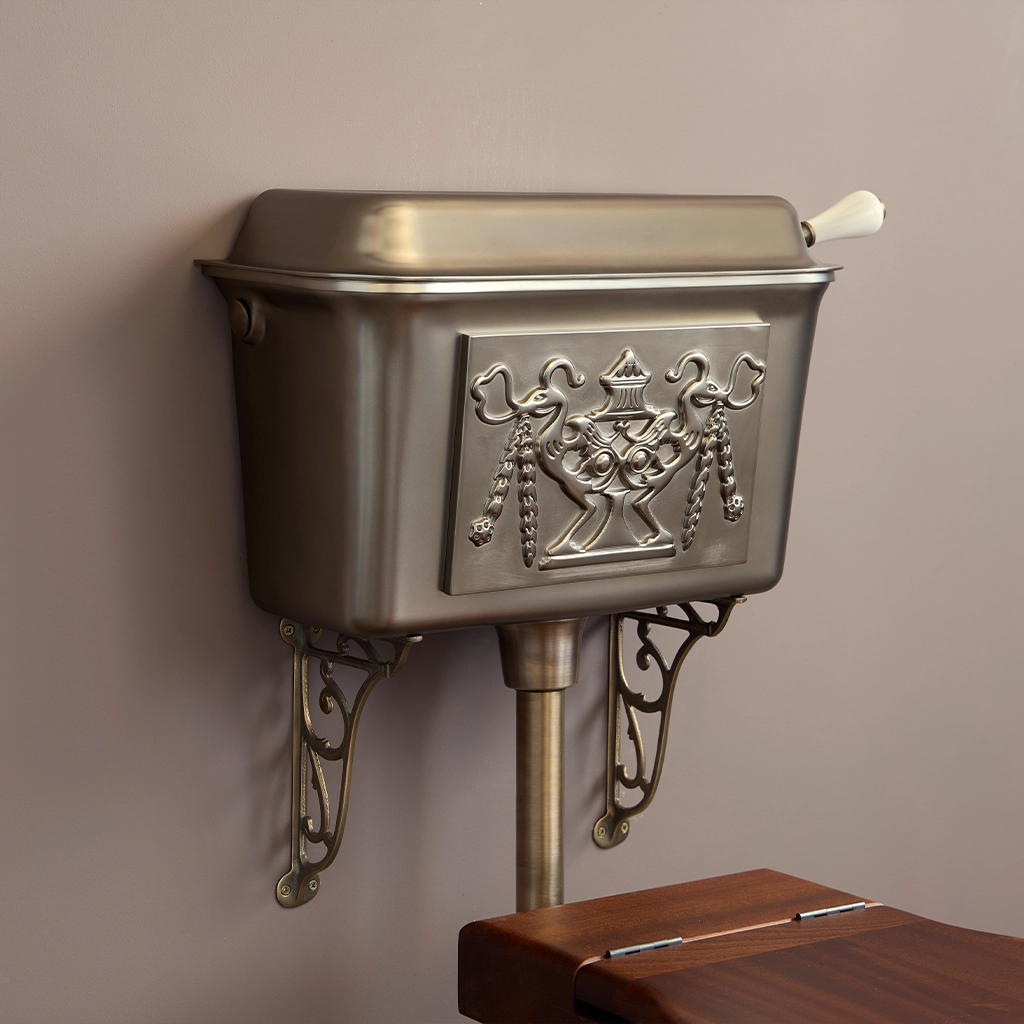 The Regency Low Level Cistern