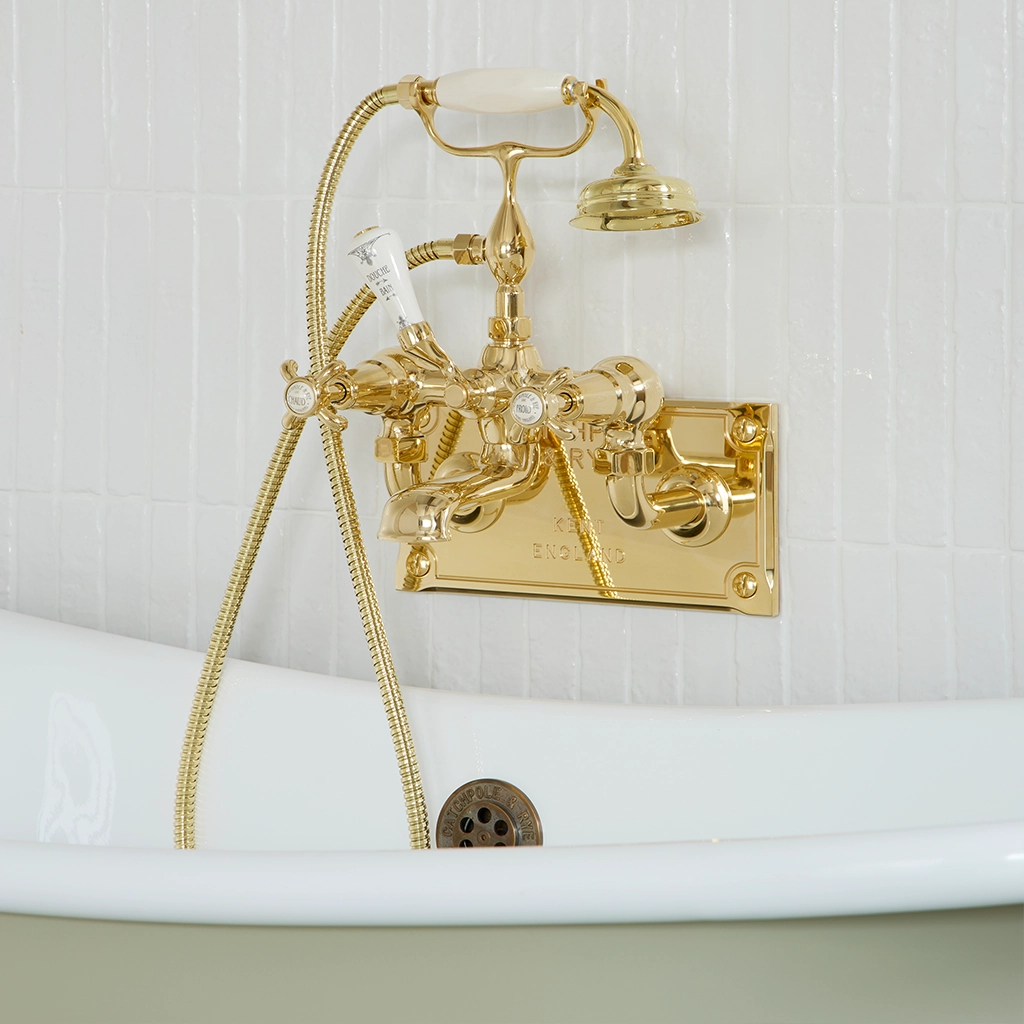 Beautifully designed and manufactured with precision, our bath mixer taps are a sight to behold. Choose the Wall Mounted or the Deck Mounted Bathtub Filler with countless finishes options.
