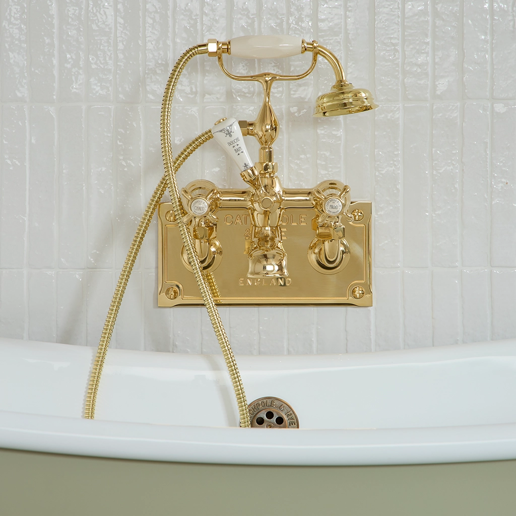 Beautifully designed and manufactured with precision, our bath mixer taps are a sight to behold. Choose the Wall Mounted or the Deck Mounted Bathtub Filler with countless finishes options.