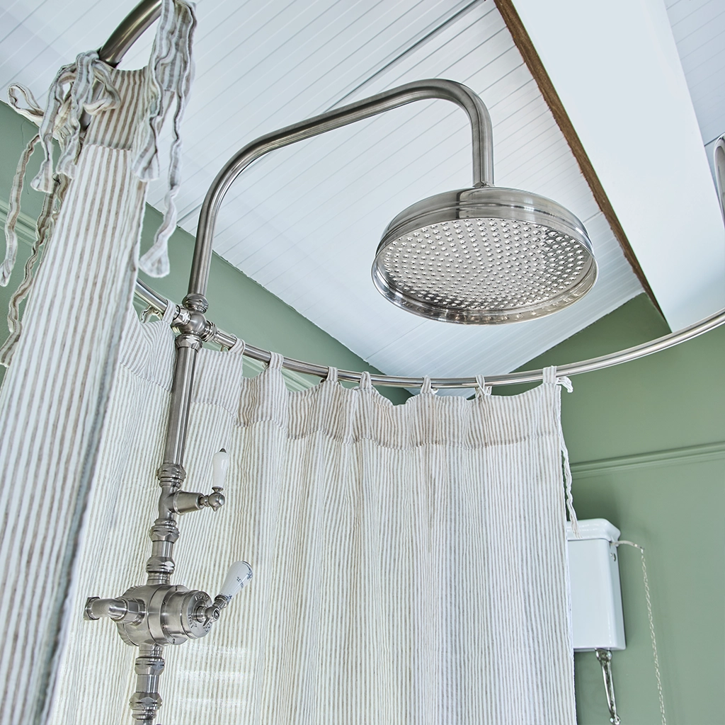 Browse Catchpole & Rye's luxury shower collection. Beautifully crafted shower enclosures, refined exposed & concealed showers fittings & freestanding showers.