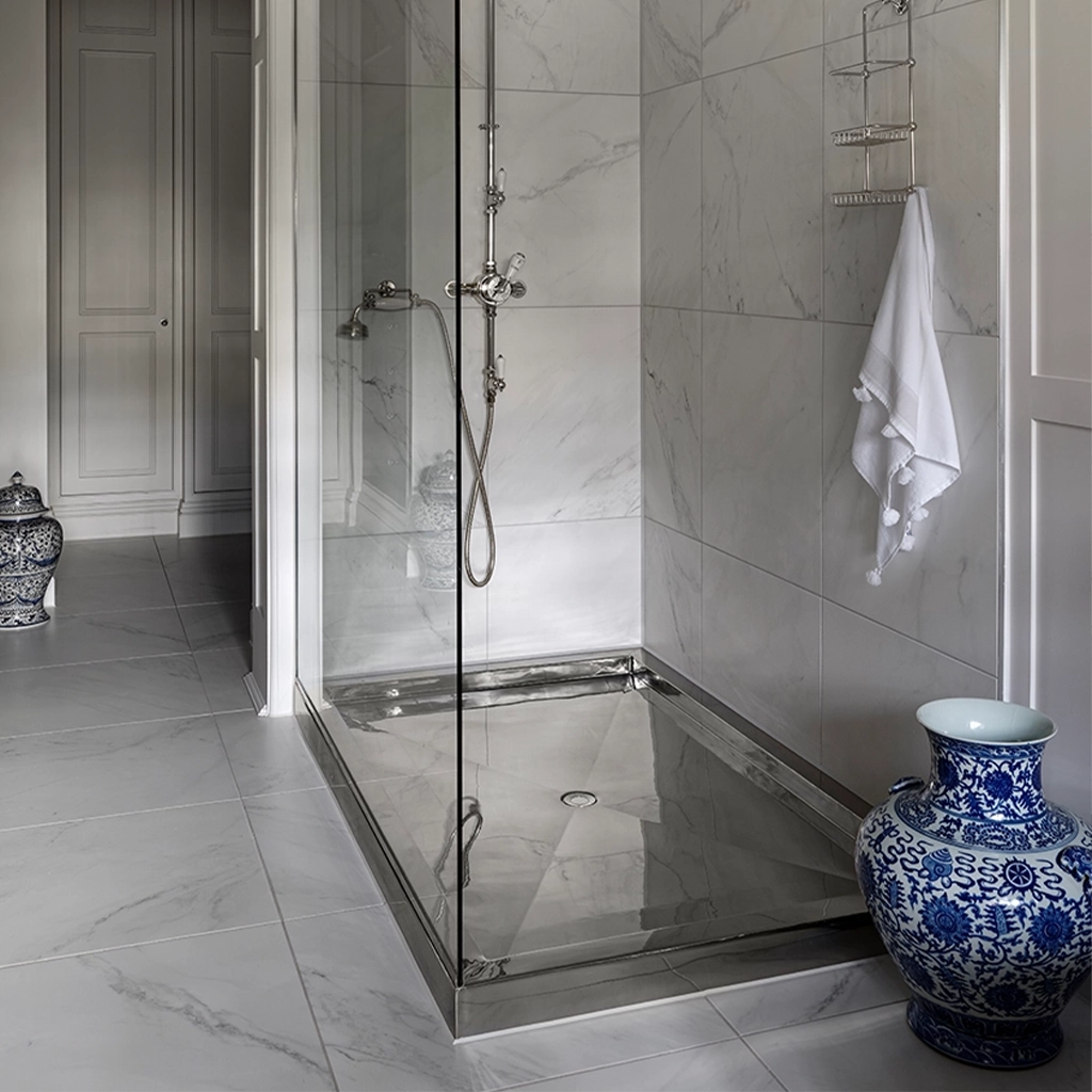 Browse Catchpole & Rye's luxury shower collection. Beautifully crafted shower enclosures, refined exposed & concealed showers fittings & freestanding showers.