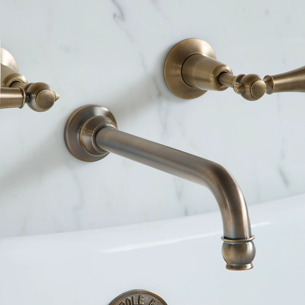 Browse luxury taps & faucets at Catchpole & Rye. Expertly manufactured to match any aesthetic through our variety of brassware finishes.