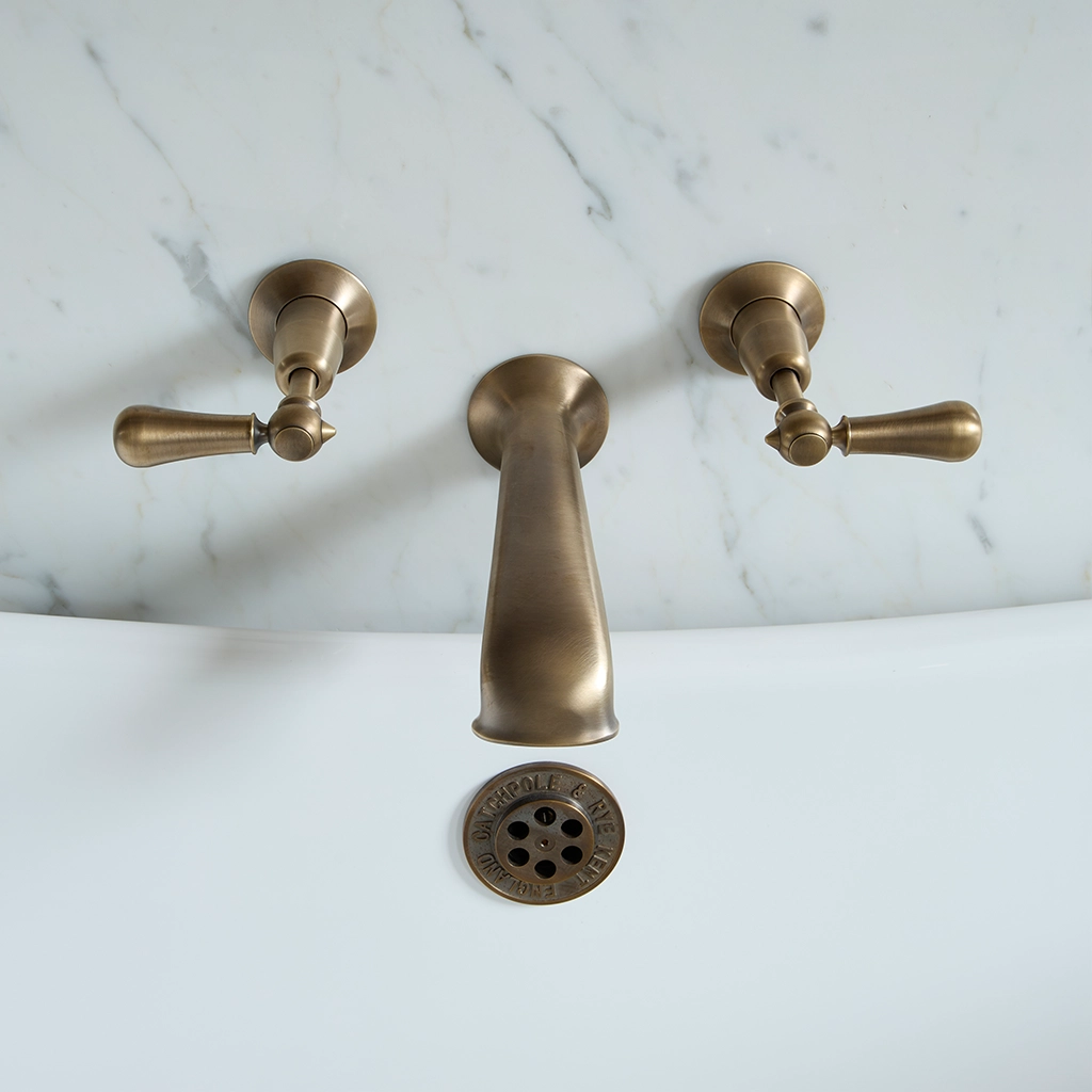 Browse luxury taps & faucets at Catchpole & Rye. Expertly manufactured to match any aesthetic through our variety of brassware finishes.